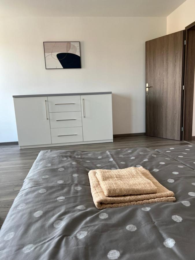 Apartmany Catalina Nesvady Εξωτερικό φωτογραφία