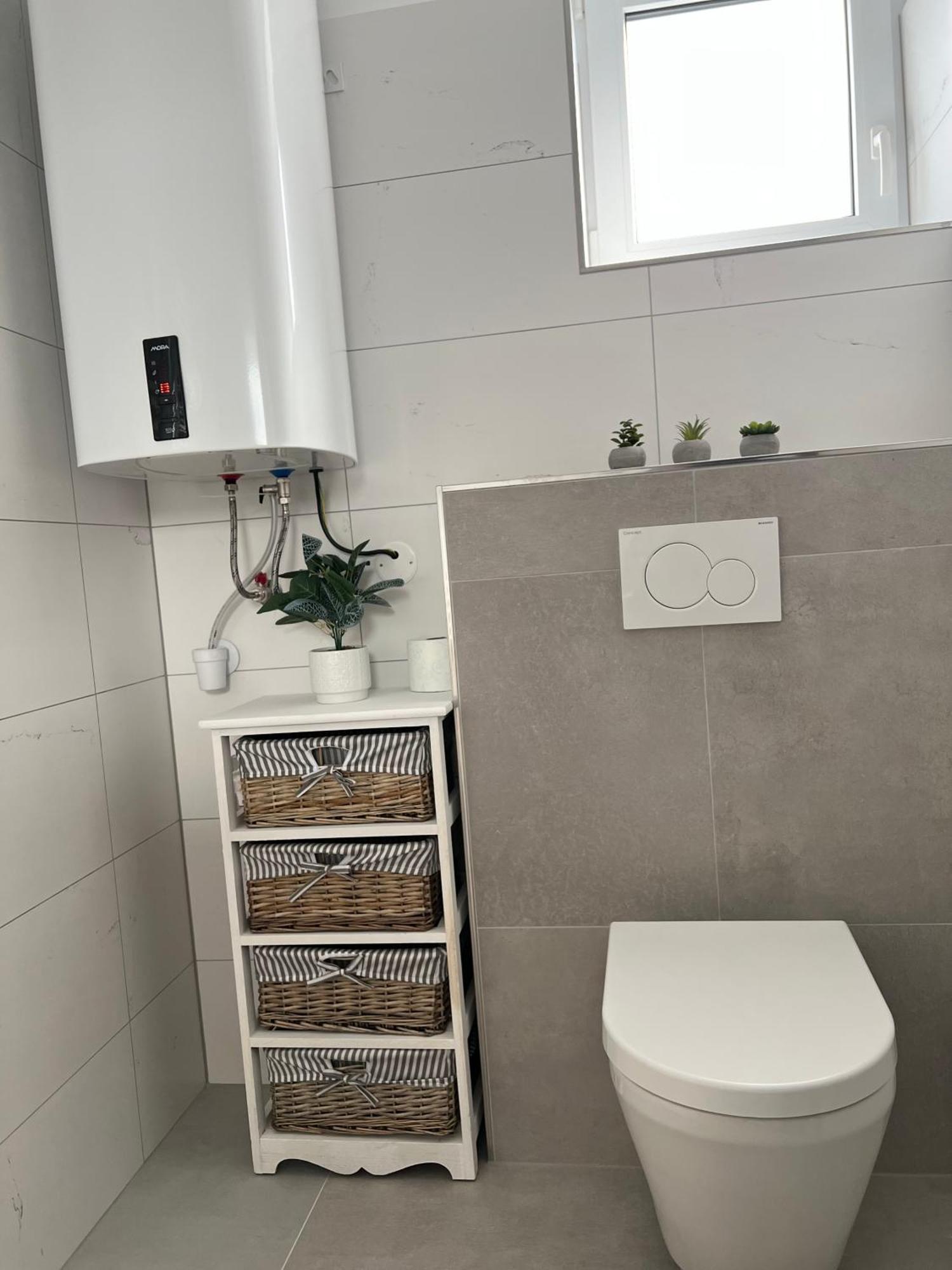 Apartmany Catalina Nesvady Εξωτερικό φωτογραφία