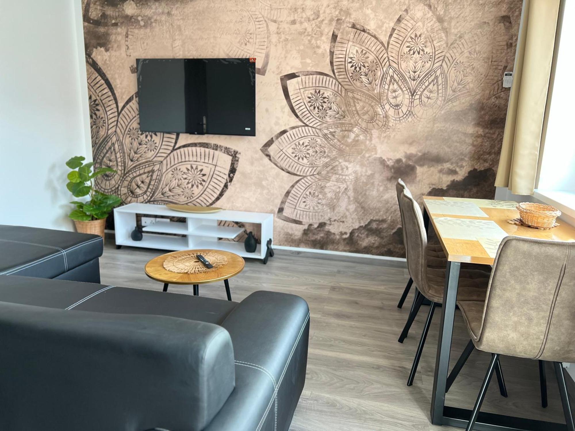 Apartmany Catalina Nesvady Εξωτερικό φωτογραφία