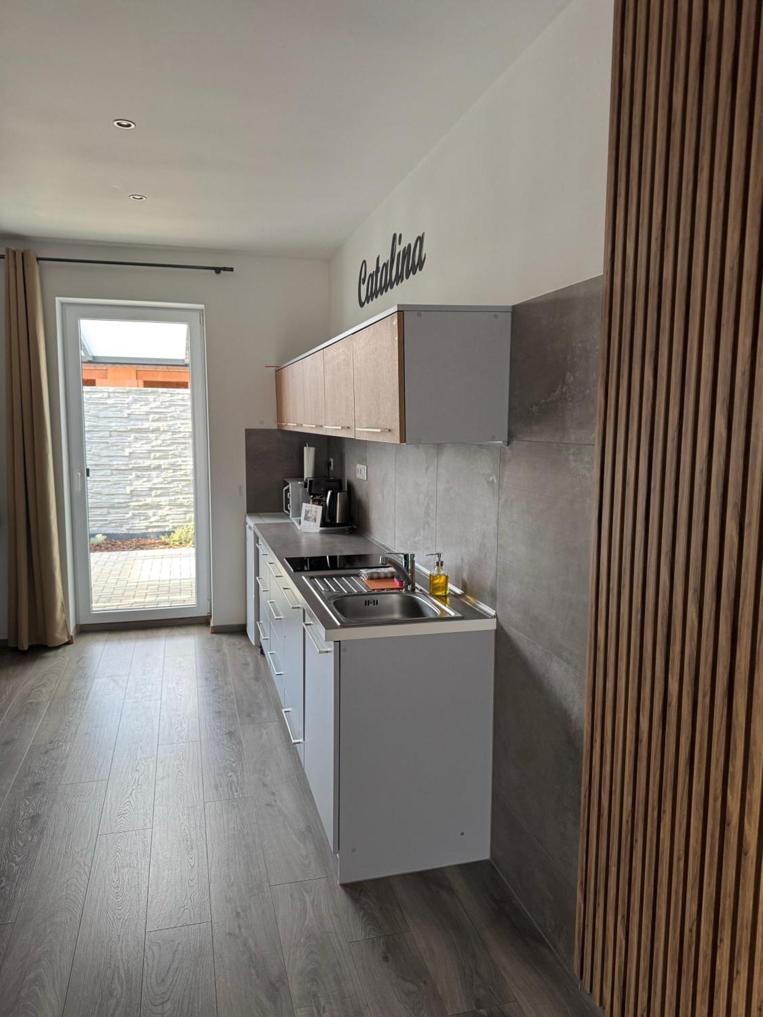 Apartmany Catalina Nesvady Εξωτερικό φωτογραφία